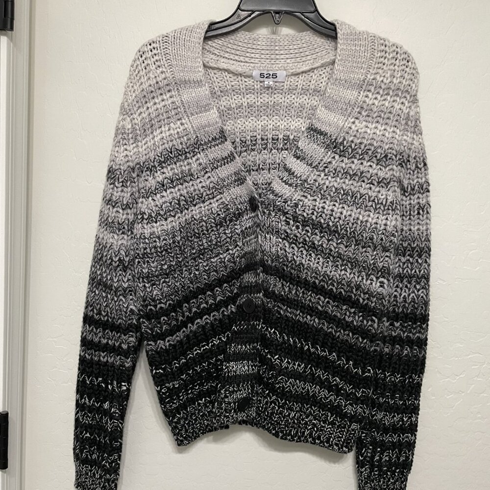 525 loose knit, V-neck, cardigan sweater - Size Small - Retail $99